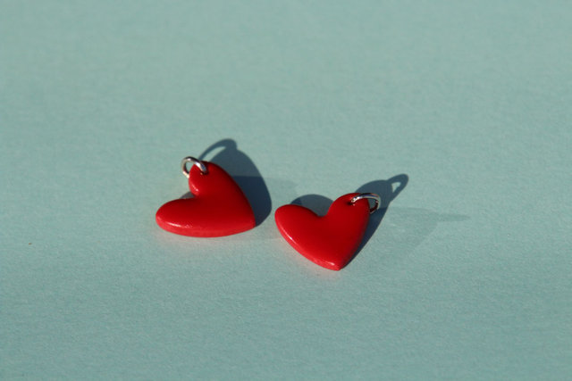 Charm cœur rouge