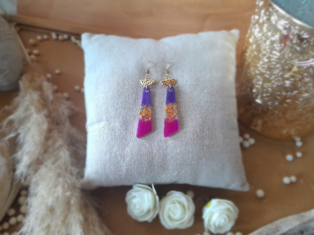 ✨IRIS ✨Boucles d'oreilles en résine - Rose violet doré