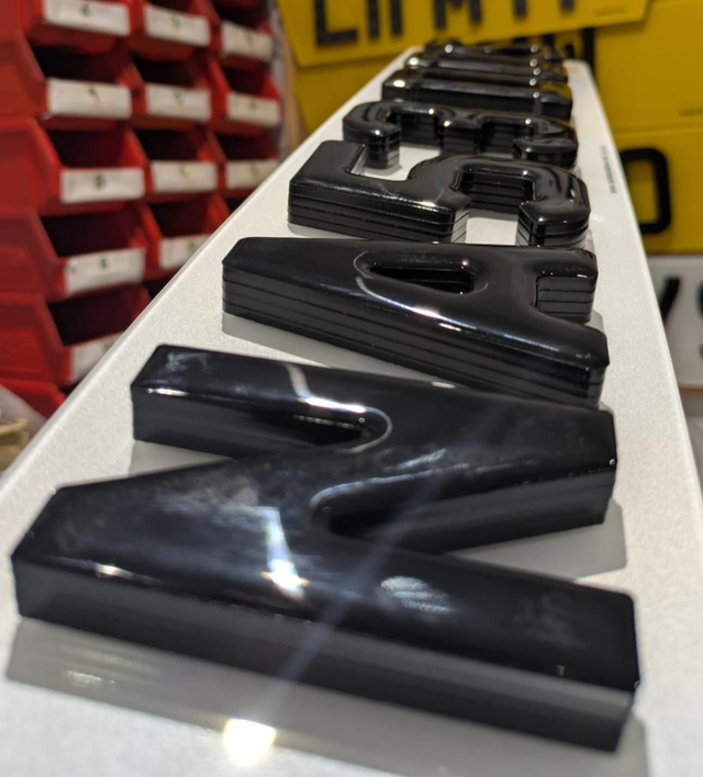 12mm Black 4D with Black Gel