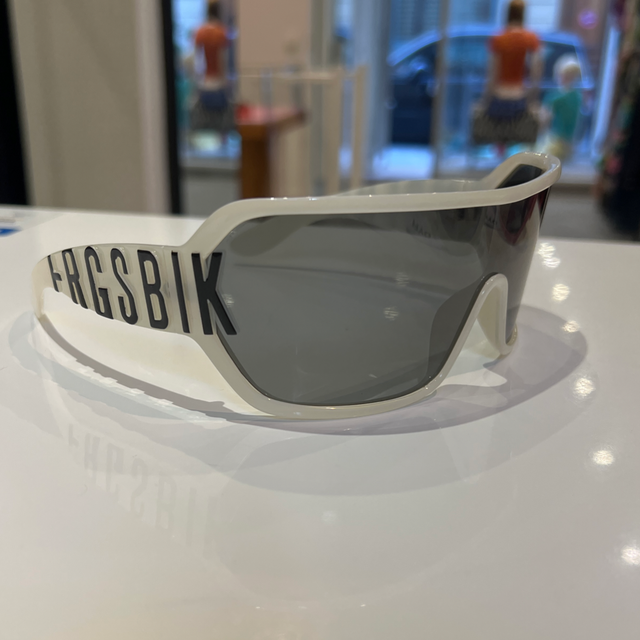 D.Bikkembergs #0409