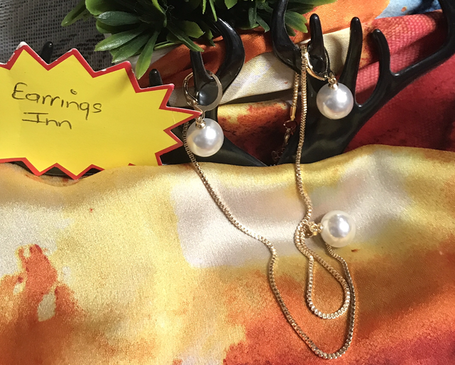 White Necklace-Earring Set - NS07