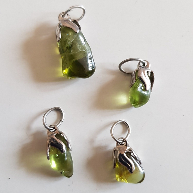 Péridot / pierre semi-précieuse