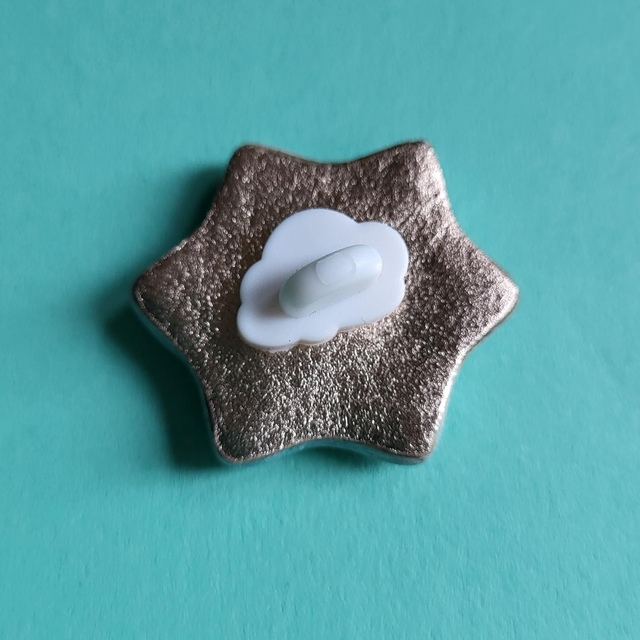 Smiley Star Pin Badge