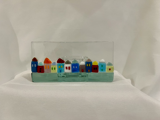 Row of terraced houses picture tealight