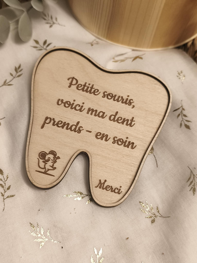 Support Petite Souris en bois – Rituel doux pour dent de lait