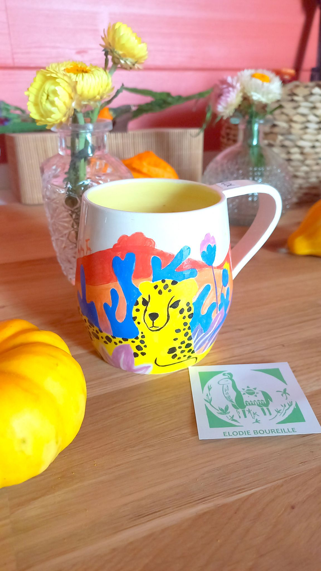 TASSE CERAMIQUE Savane Felin tournée et peinte à la main 