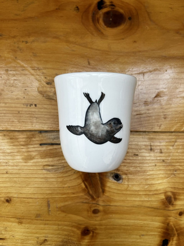 Becher bauchig Seehund