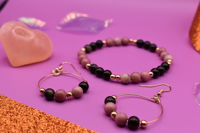 Bracelet et  boucles d'oreille tourmaline noire et rhodonite 