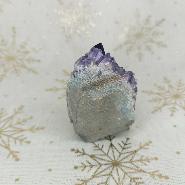 Améthyste Violette / Géode / Bord Brut / Grade AA+ / Uruguay / 110 gr