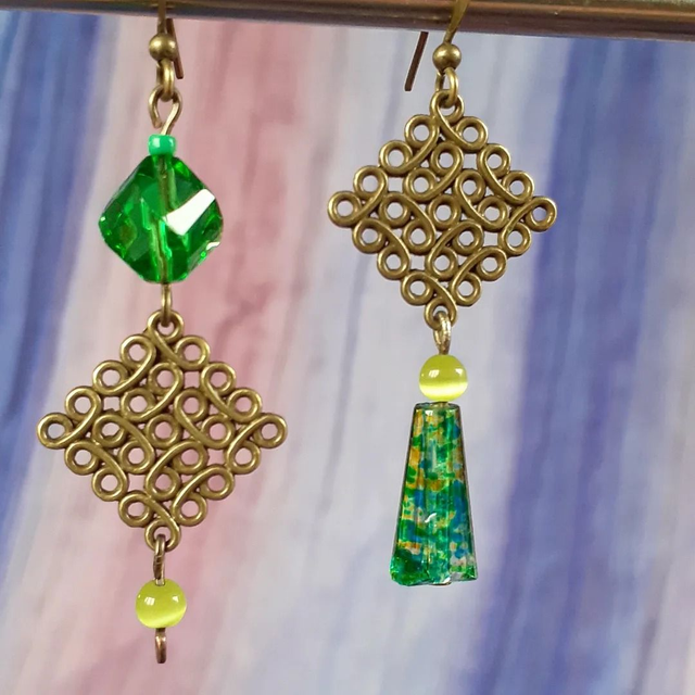 Collier Bronze antique et vert