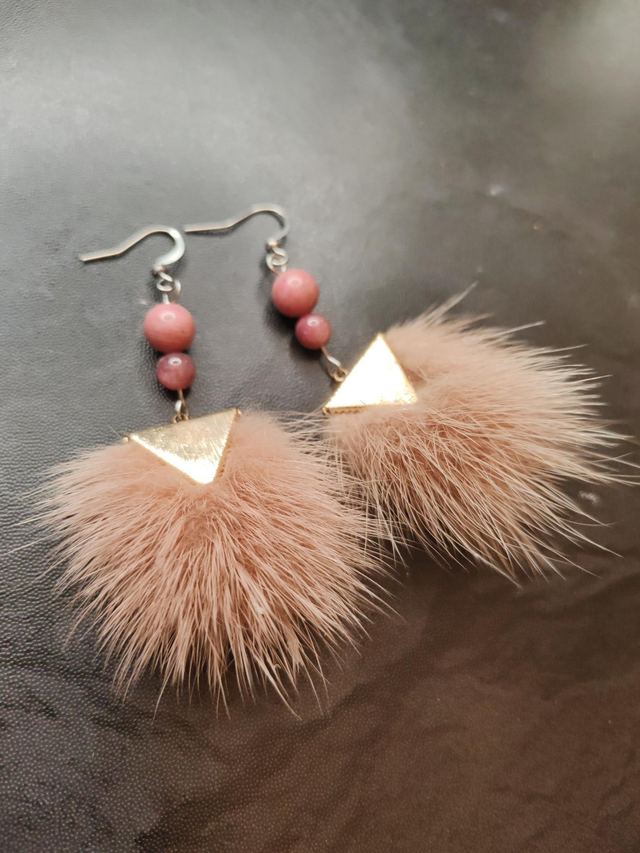 Boucles d'oreilles vison vieux rose 