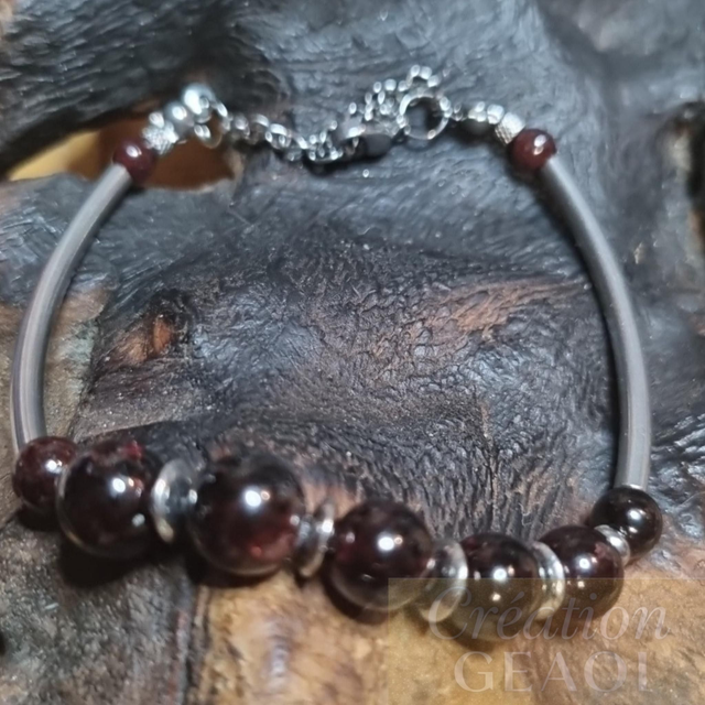 Jumelle élégante Grenat