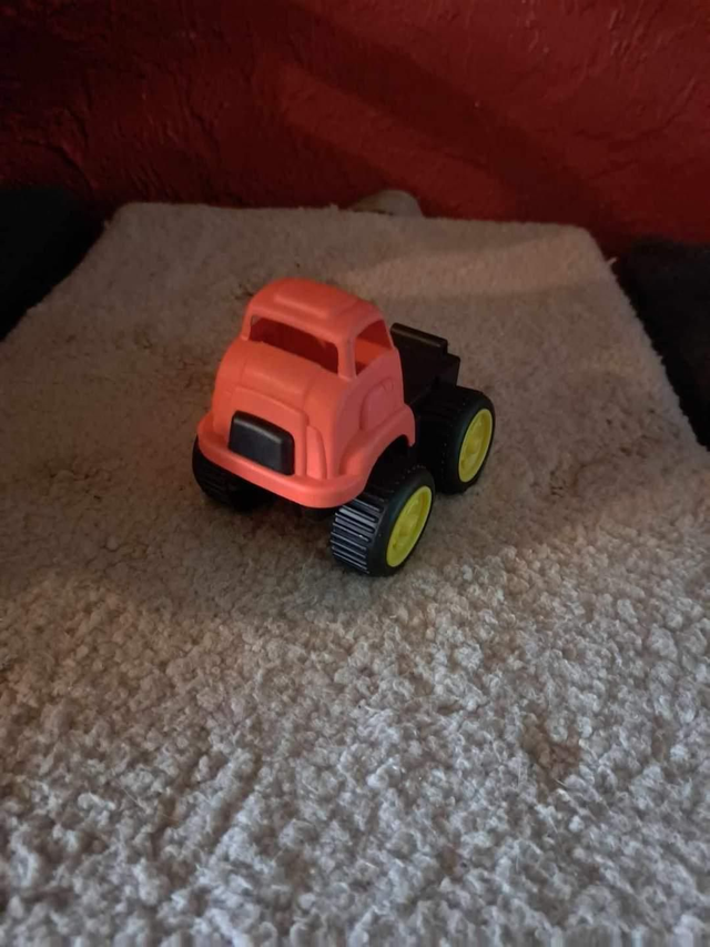 Mini camion orange 