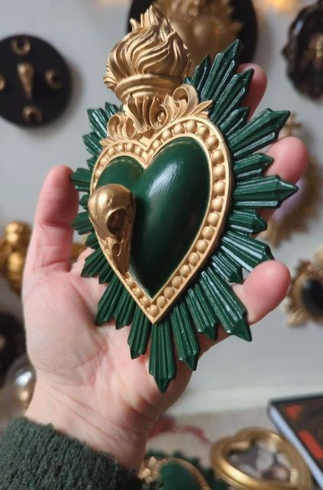 Décoration murale - cœur ex-voto - crâne corbeau