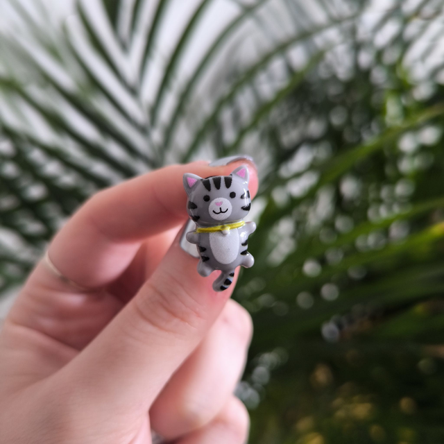 Mini pins - Chat tigré gris