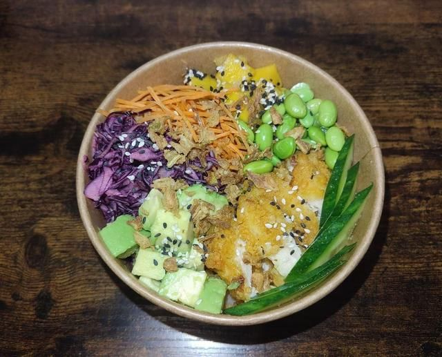 Poke bowl poulet 