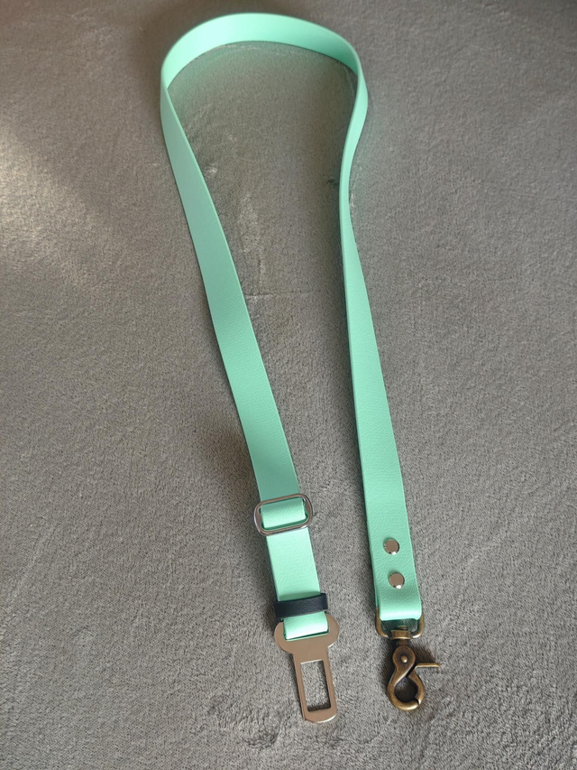 Ceinture voiture biothane (BETA) RÉGLABLE !