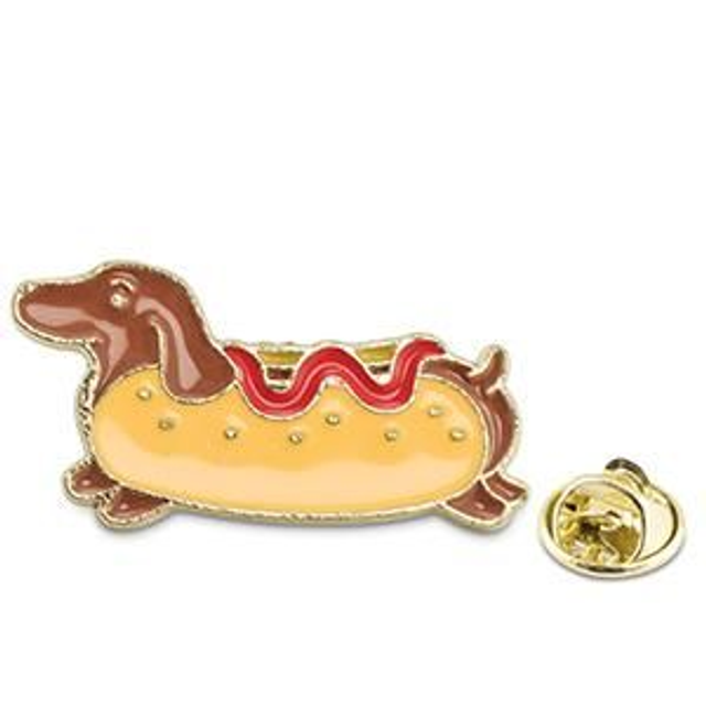 Pin's hotdog