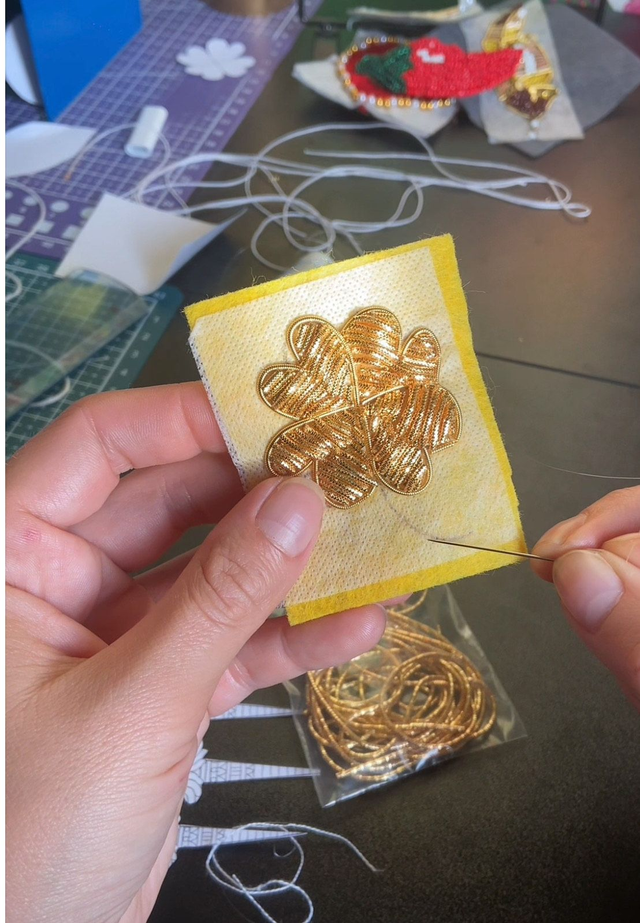 Kit DIY broche " Une chance en Or"