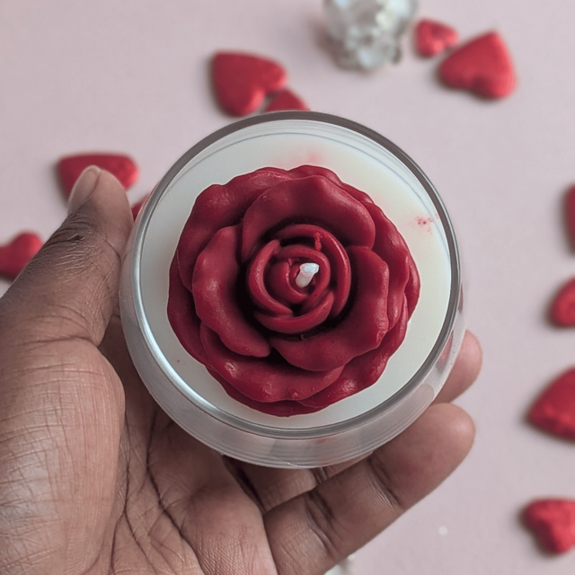 🕯️ Bougie Rose d’Amour 85g – Linge Frais