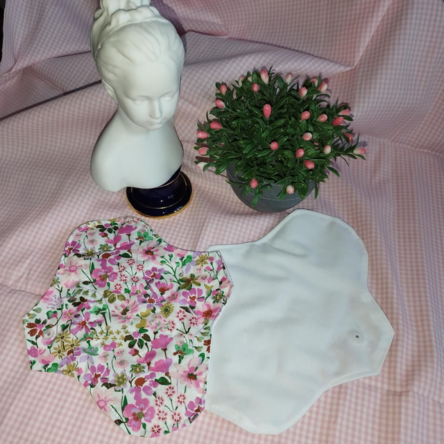 Serviette hygiénique lavable légère 