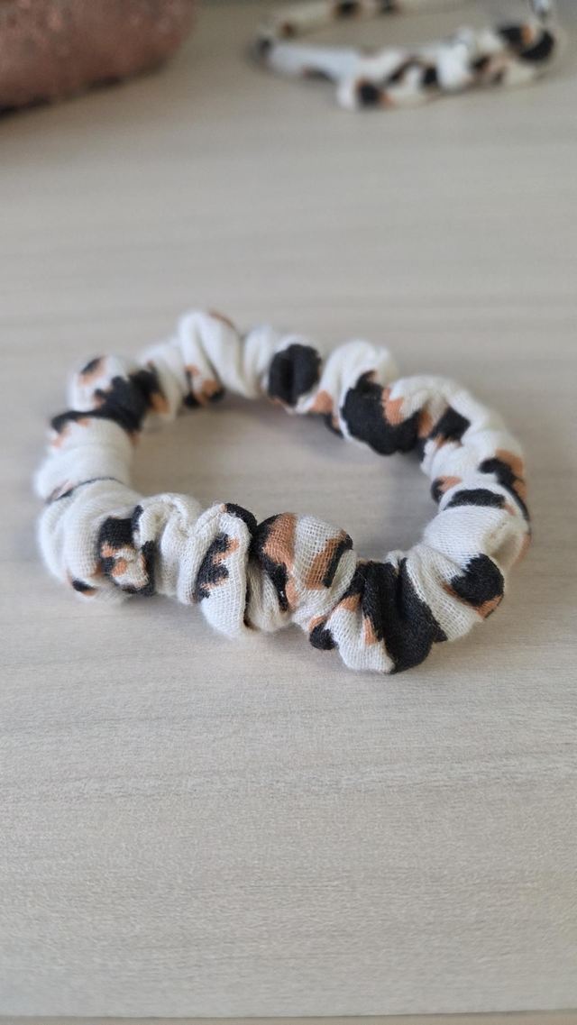 Chouchou fin léopard