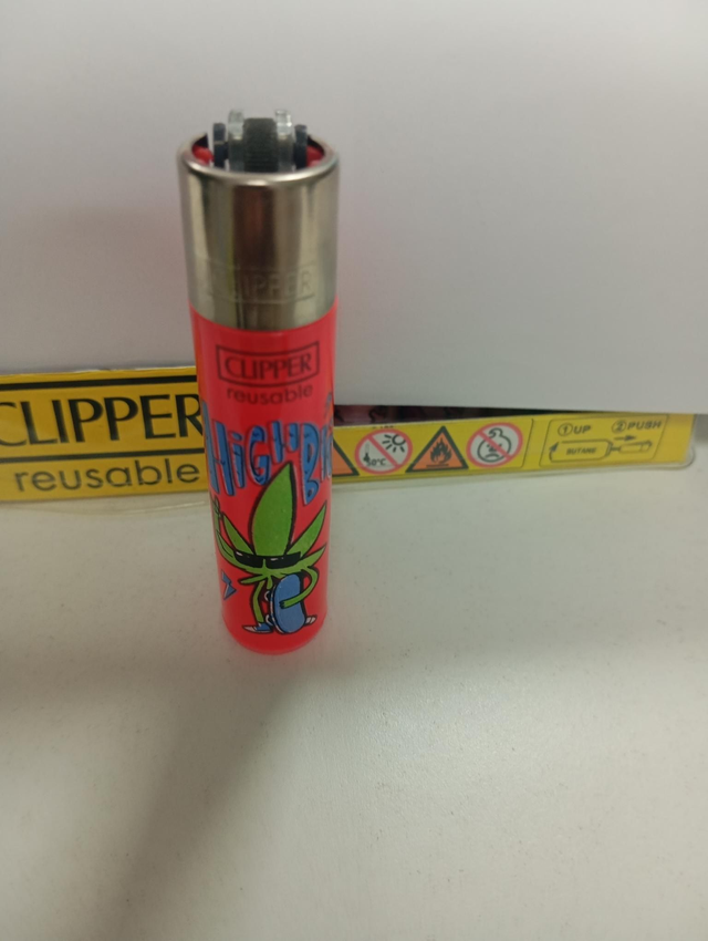 Clipper rojo