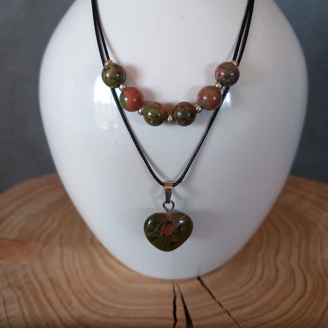 Collier double en Unakite