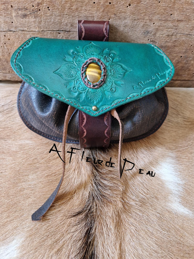 Escarcelle médiévale