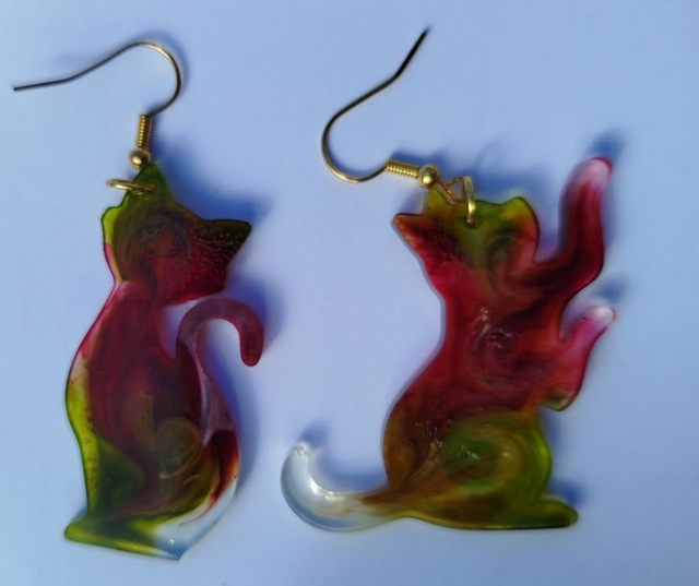 Boucles d'oreilles en résine