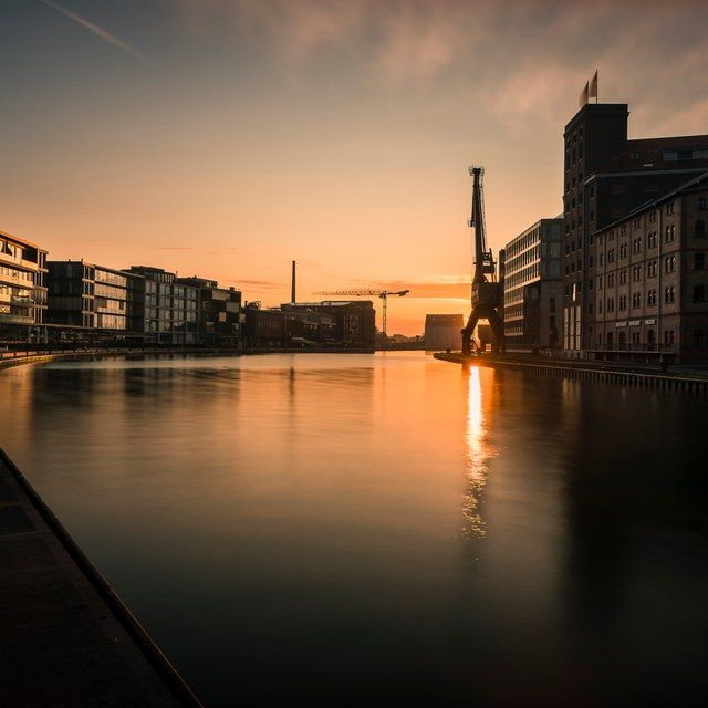 Stadthafen in der Abendsonne