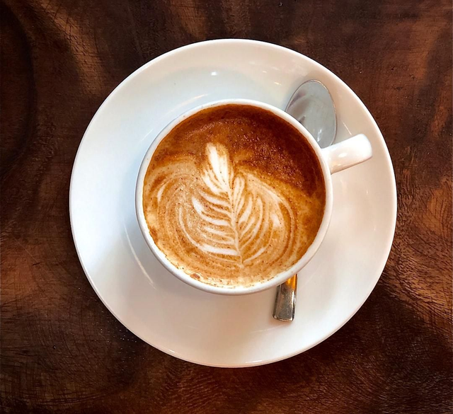 Cappuccino 1 macaron inclus