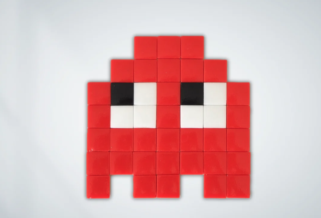Gloomie Rouge