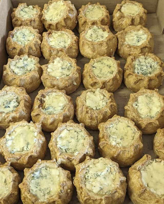 Pork Pie Handmade  165g topped - you choose combination ' This Little Piggy'