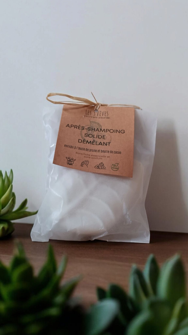 APRÈS-SHAMPOING DÉMÊLANT SOLIDE