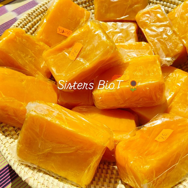 Savon au Curcuma 