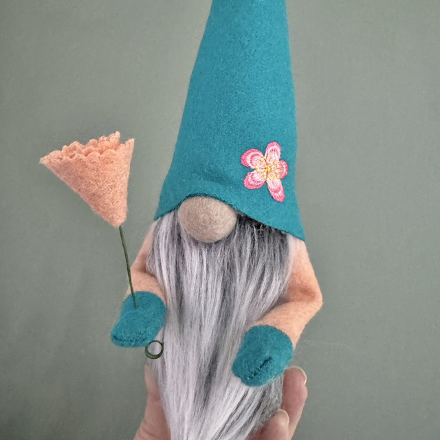 Yorkshire Tweed Teal &amp; peach Wee gnome 