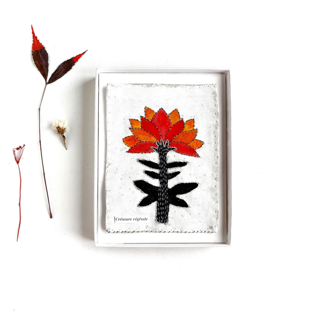 Tableau peint et brodé fleur rouge 