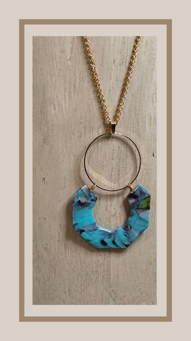 Collier faux turquoise kingman ennéagone 