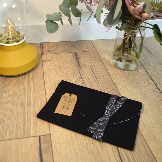 Protège livre, ECRIN POCHE Minet Uni