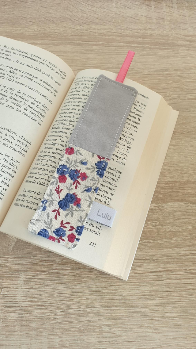 Marque pages A PERSONNALISER roses bleu rouge