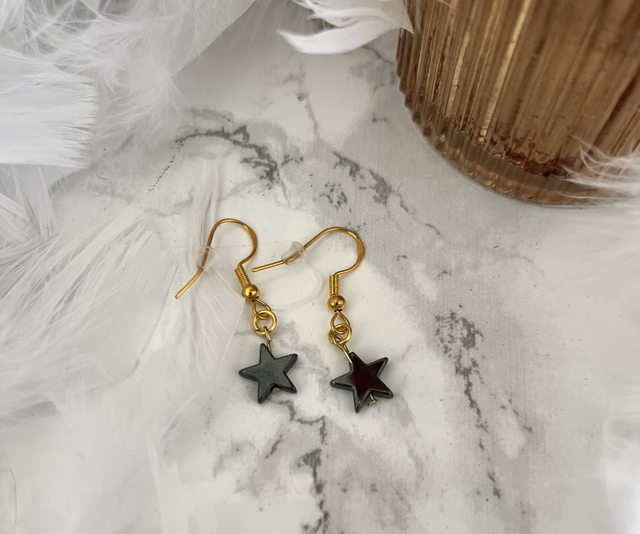 Boucles 1 étoile hématite 