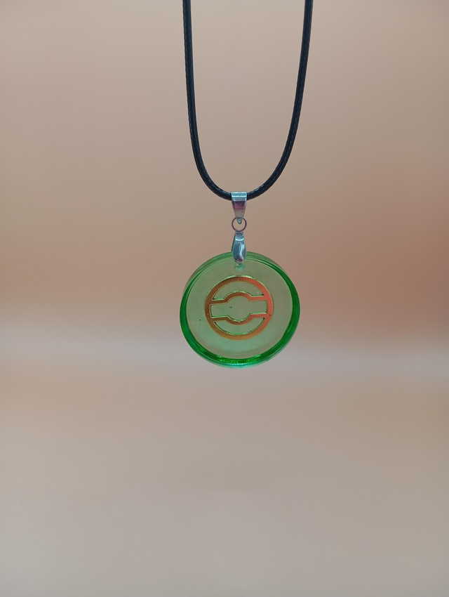 Pendentif en résine- Rond vert