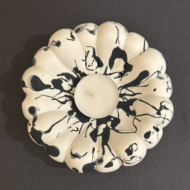 HANDMADE SCALLOPED JEWELLERY BOWL