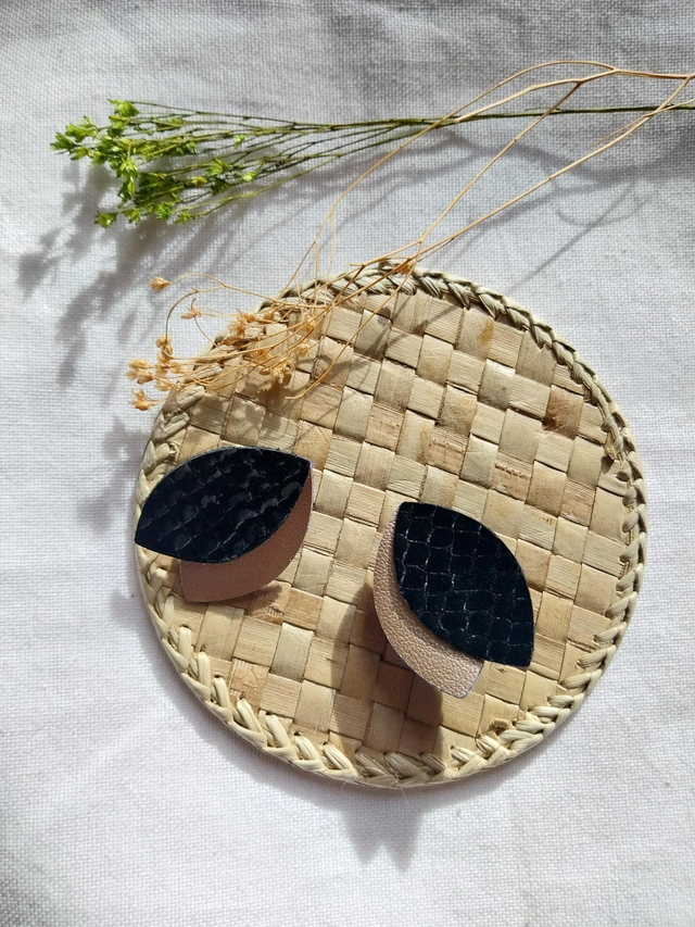 Boucles d'oreilles en matière végétale de céréales 