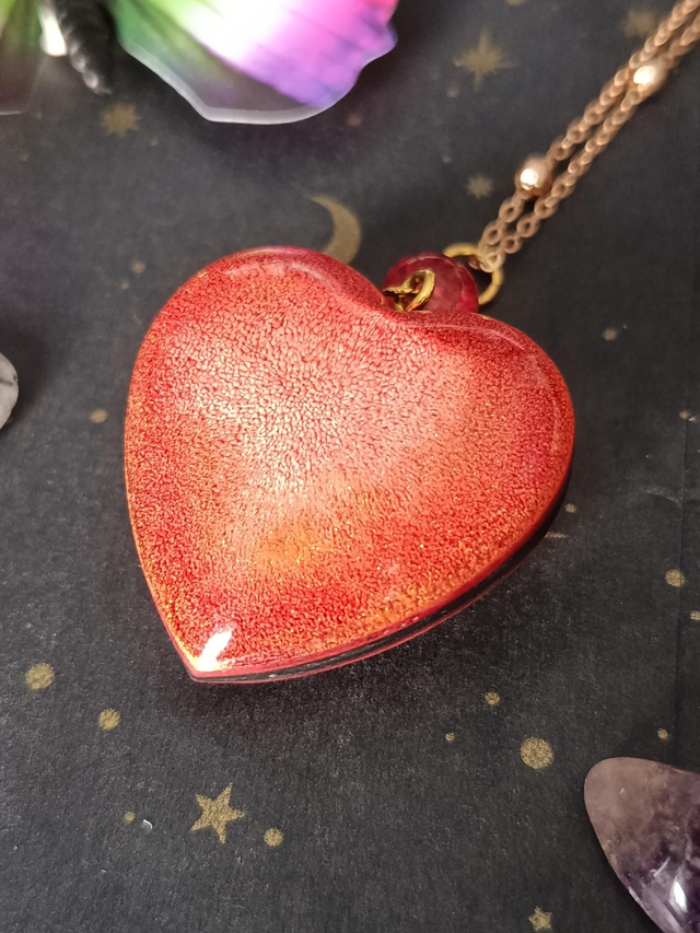 Collier cœur rouge orangé – Cœur de Mars