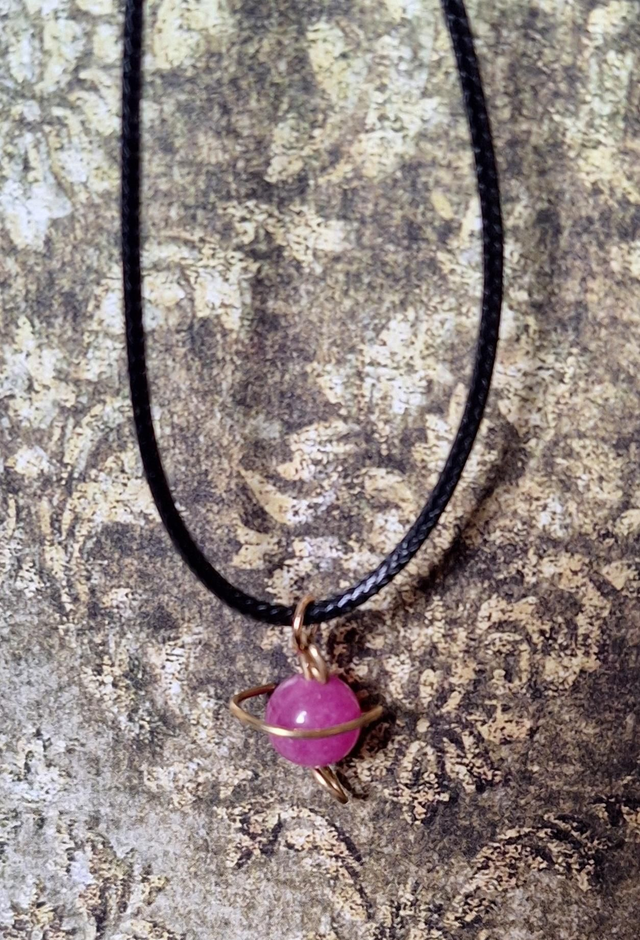 Planetary lovers necklace in bronze with dyed pink tourmaline