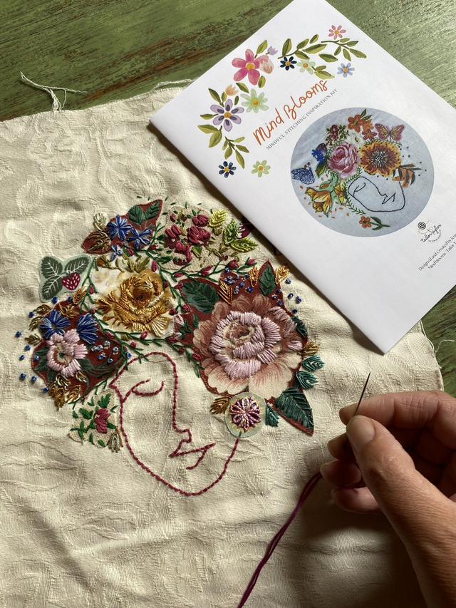 Mind blooms - Mindful Stitching Inspiration kit