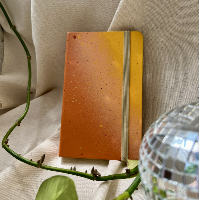 2025 |  Hardcover 14 x 9 | 04