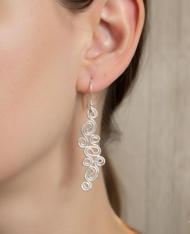Spiral wire detail earrings